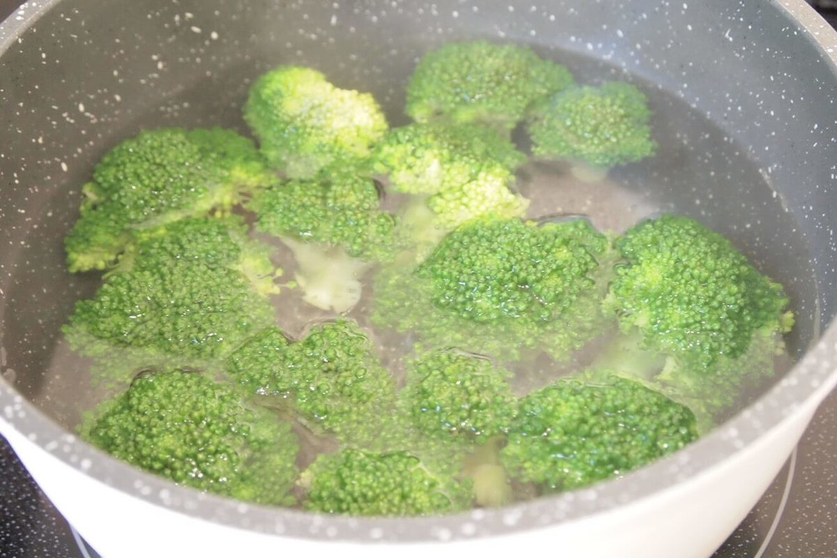 レシピ 10分ですぐできる「無限ブロッコリー」覚えておいて損なし！めんつゆとツナの旨み染みこむ〜！えん食べ