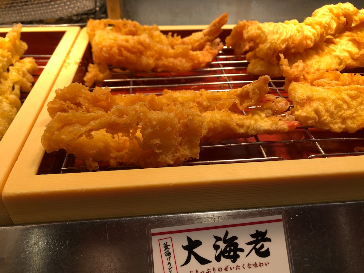 今日のテイクアウトは🥡さんれもん と 丸亀製麺 でした🤗 かつ、塩っけあっておいしかった❣️ いろんなメニューあったし次は豚唐揚げが気になったから食べたい🐷テイクアウト 愛知 愛知グルメ コロナ コロナに負けるな うどん 釜玉うどん かつ とんかつ かき揚げ