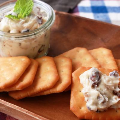 美肌に美腸に。まったり酒粕レーズンバタ