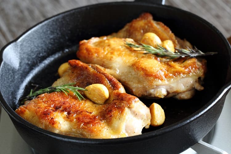 地中海食」で健康長寿を手に入れる！医師、薬剤師、管理栄養士が厳選する22のレシピ――飽きない美味しさと良質な栄養バランスで、医者いらずの生活を！株式会社梓書院