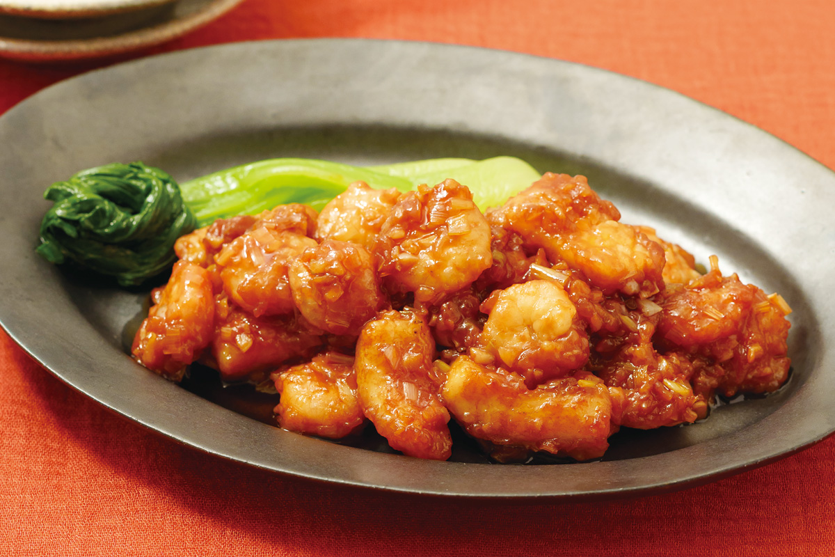 海老とイカのガーリックバターパスタ