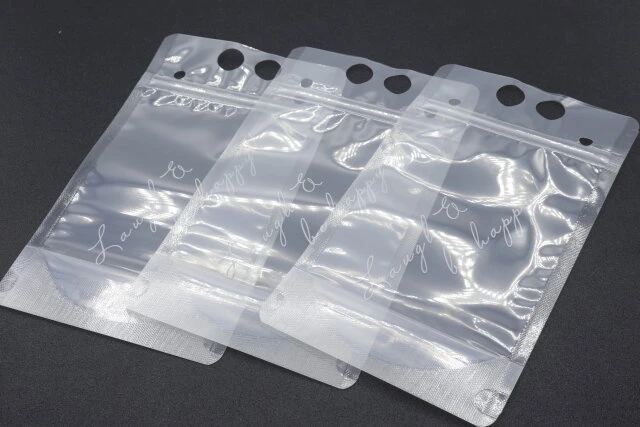 Can☆Do キャンドゥ詰め替え用パウチ容器がジャストフィット！スリムになって収納力もUP！収納雑貨Mart マート 公式サイト光文社