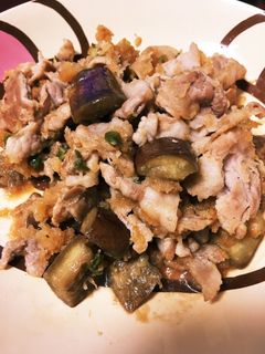 「豚となすのごまポン酢和え」レシピ！とろけるなす×やわらか豚肉！ごまポン酢でさっぱりコク旨