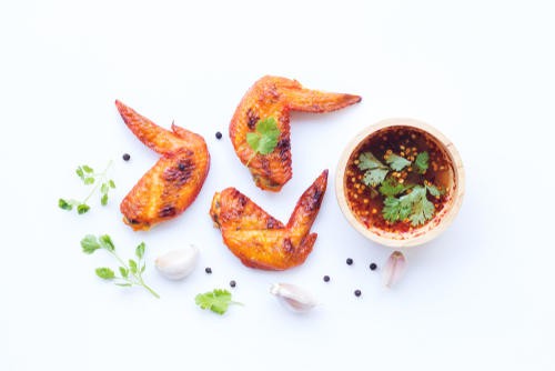 保存版！「鶏手羽先」の切り分け方 端の部分で極上の鶏スープも！ 沼津りえの神ワザ下ごしらえ 21kufura クフラ 小学館公式