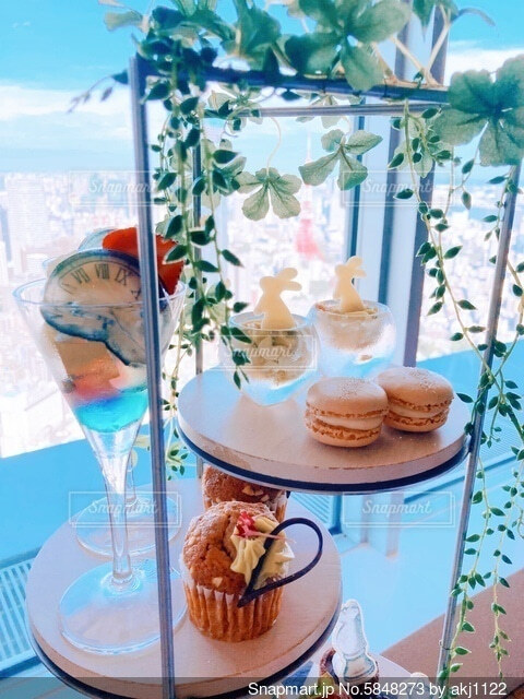 どこから見ても美味しそう♡フルーツ断面ケーキまとめ♡♡DRESSY 公式 ウェディングドレス・ファッション・エンタメニュース