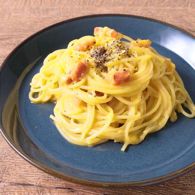 混ぜるだけ★卵とWチーズのカルボナーラ風