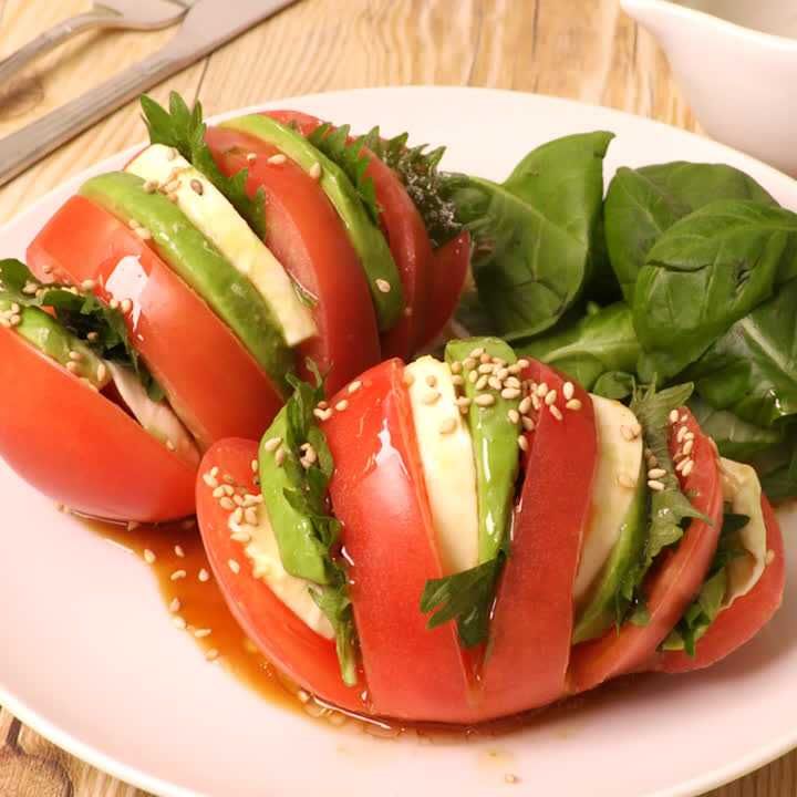 モッツァレラチーズとアボカドのわさび醤油和えクラシル