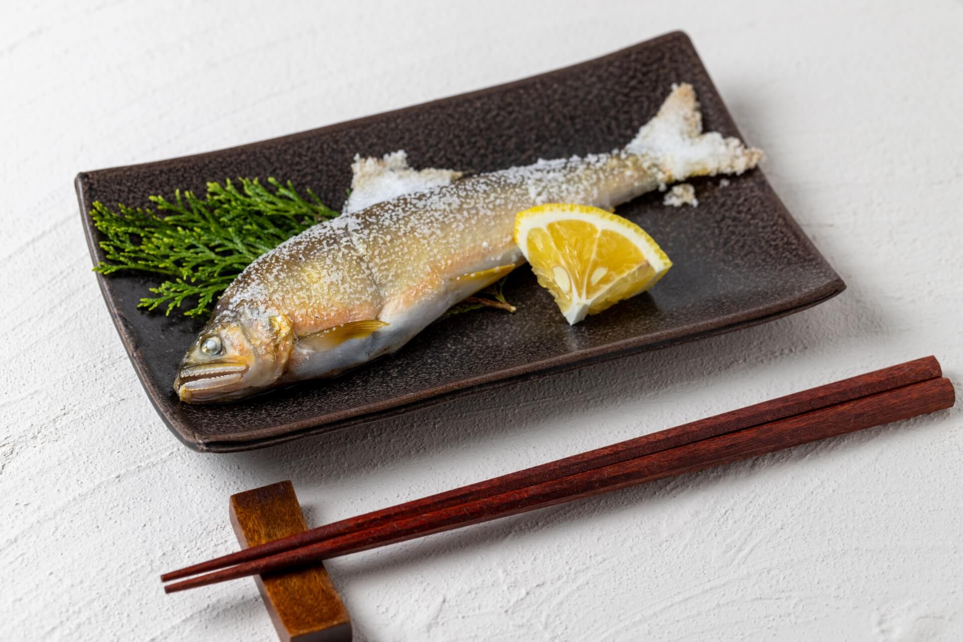 9. 鮎のしめ方 釣り上げた鮎の締め方と保存法AYUKEBARI.COM黒髪太郎の鮎毛鉤釣り