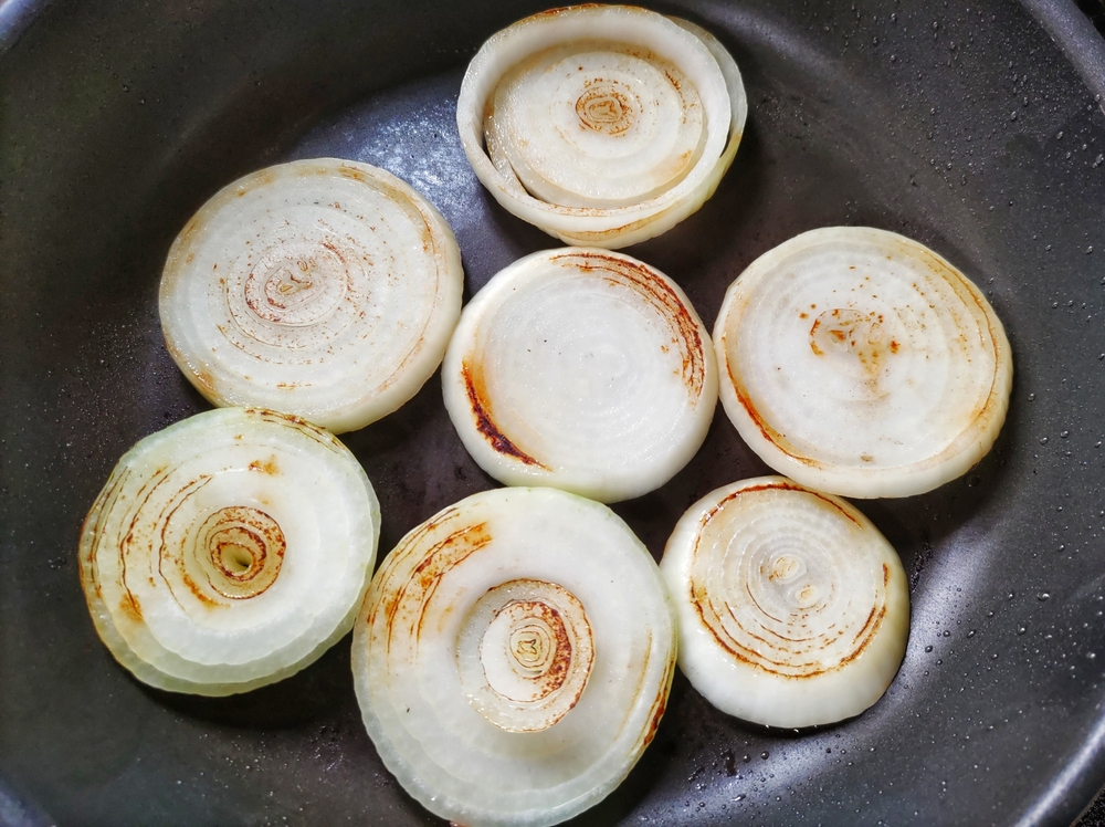 バラけない玉ねぎの切り方✿焼肉、BBQに