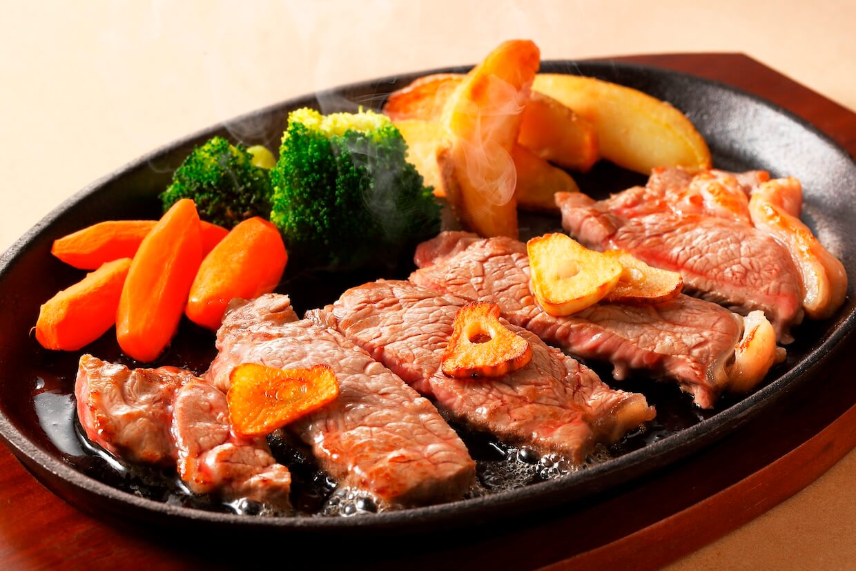 サイコロステーキの付け合わせは？大川栄子オフィシャルブログ「大川栄子の自由散歩」 Powered by Ameba