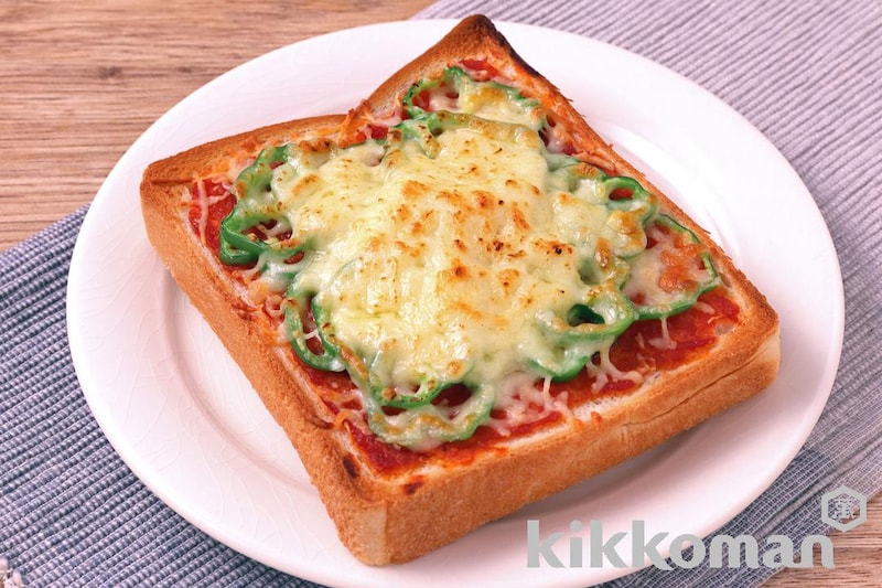 朝食に ピザトースト