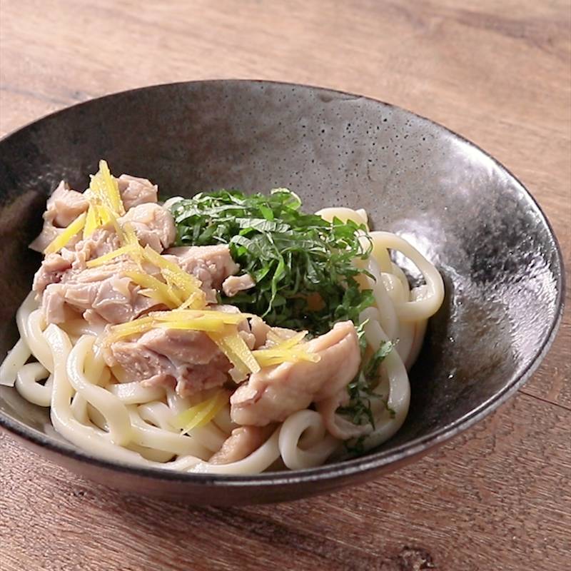 鶏とほうれん草のしょうが入り温っかあんかけうどん