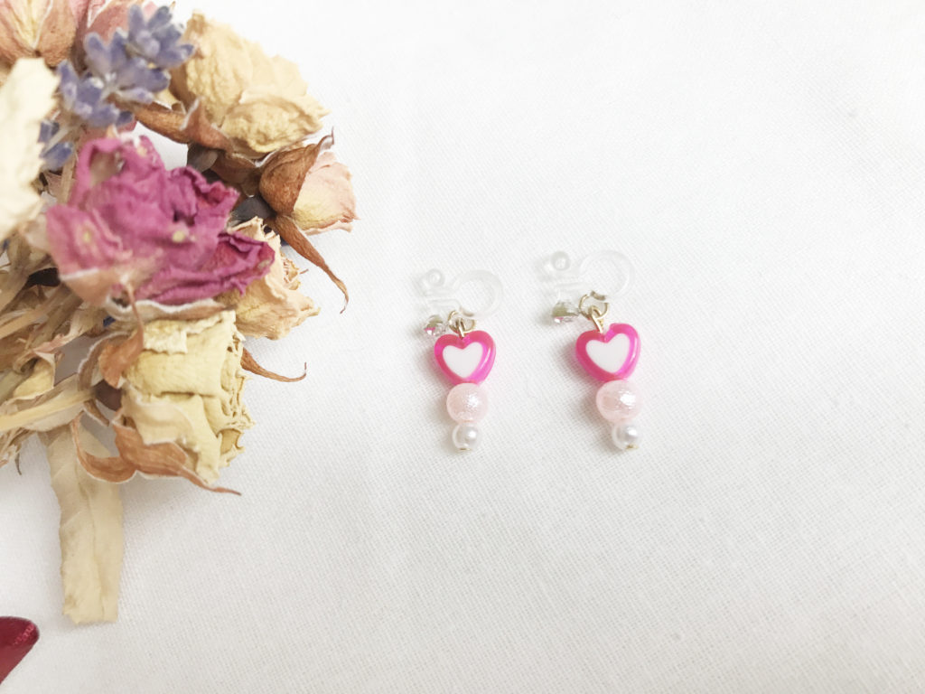 100均アクリルビーズの大ぶりイヤリングの作り方めいのハンドメイドアクセサリーブログ