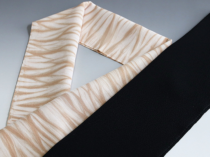 アボカド染め ・草木染め・さらり薄手のコットンストール