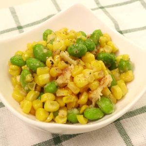 今日のお弁当 🤭♡, ⚪︎オクラフライ, ⚪︎海老と枝豆のガーリック炒め, ⚪︎味付けたまご, ⚪︎豚ロースの野菜炒め, ⚪︎にんじんナムル,今日もお疲れ様でした🥰, ., .,旦那弁当 夫弁当 お弁当pic,お弁当おかず お弁当の詰め方,お弁当記録 お弁当レシピ,弁当記録 毎日弁当,obento bentogram bentoboxlunchbox