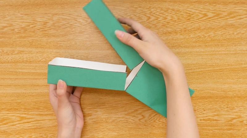 動画 牛乳パックでパクパク開く ワニワニ人形保育士の転職・採用は 保育士バンク！