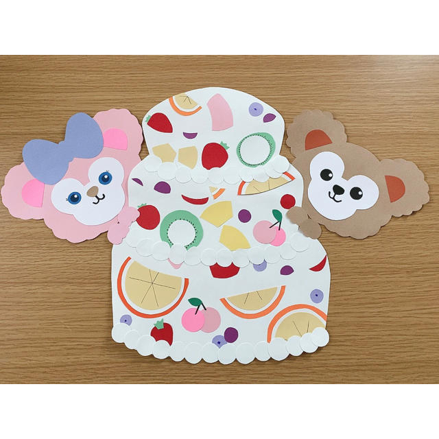 壁面飾り、誕生日、介護施設、老人ホーム、敬老の日、還暦、誕生日、小学校、 壁面飾り工房本店 壁面装飾・パネルシアター・ペープサート・型紙・知育・保育・介護商品の販売☆無料ダウンロード型紙「誕生日ケーキ＆おたんじょうびおめでとう」 春 夏 秋 冬 文字