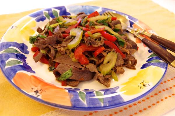 ピーマンとツナのめんつゆ炒め – 富士甚醤油株式会社