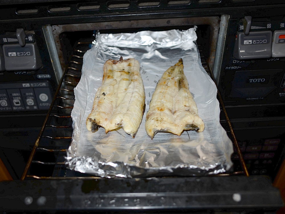 炭火料理特集：「鮎 アユ 」の炭火焼き