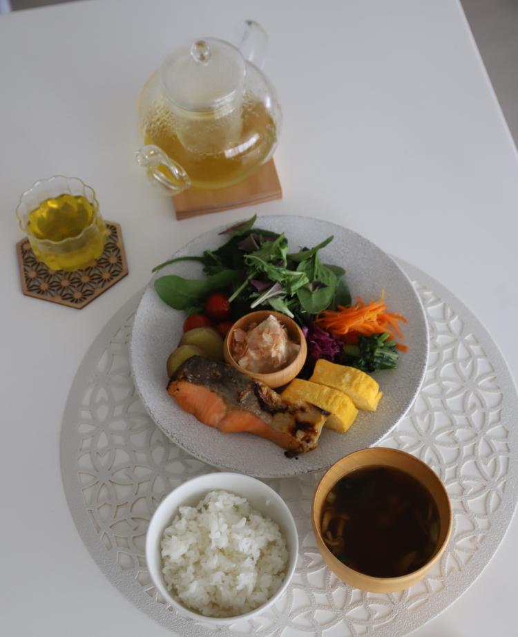 夏の和食おうちごはん♪ブルーとガラスのテーブルコーディネートヘルシーなおもてなし料理教室「 a tableア ターブル」