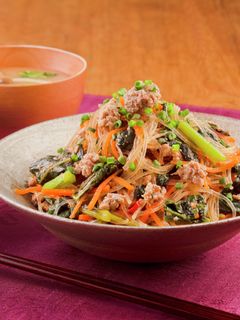 豚ひき肉と小松菜のチャプチェ風