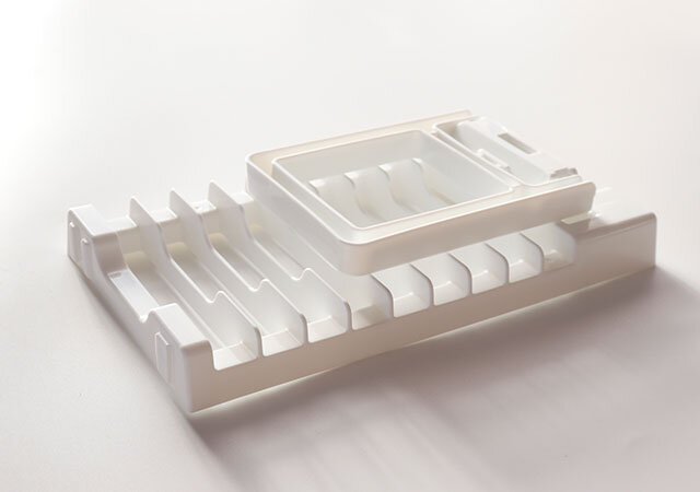 お皿を立てて収納「ディッシュスタンド」無印から100均に変えてみた使ってみ隊