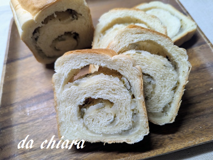 無印の桜スイーツ徹底レビュー🥺✊🏻🌸, 桜のクセある味大好きなのわかる人いる？🥹,桜味っていろんな種類あるけど、あんまり納得のいく味のものないの悲しい😢 上から目線やめろ ,一人暮らし無印良品無印良品週間桜スイーツ