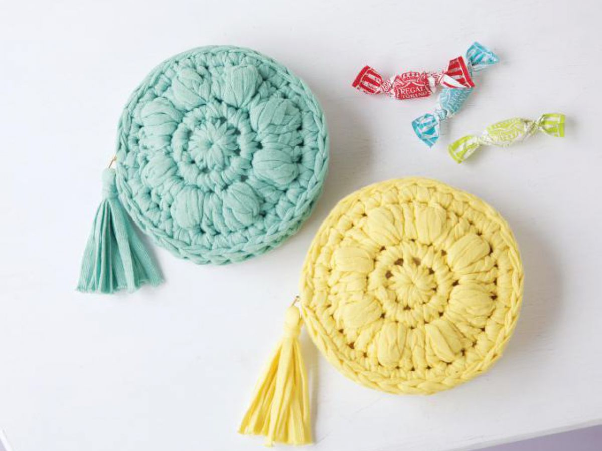 シェル模様のポーチ作品レシピ手編みと手芸の情報サイト あむゆーず