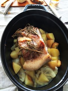 美味すぎて震えた！ストウブの魔法にかけるだけの極上ローストポーク！フライパンマン