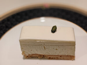 西洋菓子 しろたえSIROTAE- 赤坂見附 ケーキ食べログ