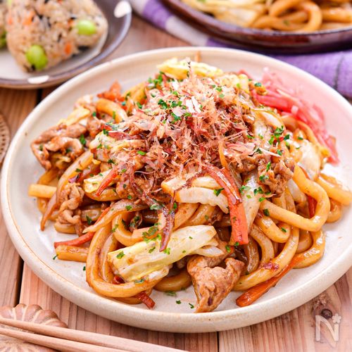 ばっちり美味しい焼うどんのレシピ 作り方：白ごはん.com