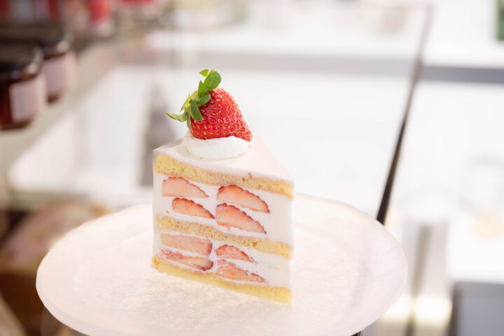 いちごミルクアイスをデコって楽しも！京都駅ビルの「FUKUNAGA901」で自分だけの一皿を作ってみて - isuta イスタ-私の“好き”にウソをつかない