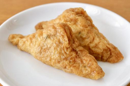 お品書き > いなり寿司讃岐うどんを極める『本格手打うどん おか泉』店舗情報