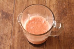 味噌とトマトの運命の出会い トマトジュースとレタスの夏みそ汁JAPAN MISO PRESS