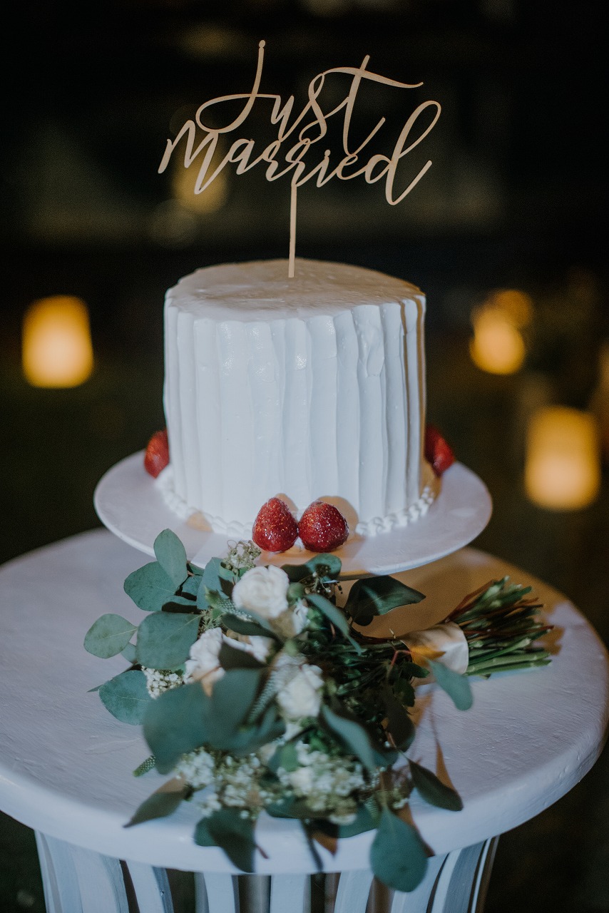 ネイキッドケーキの側面をアイシングレースにするアイデアmarry マリー