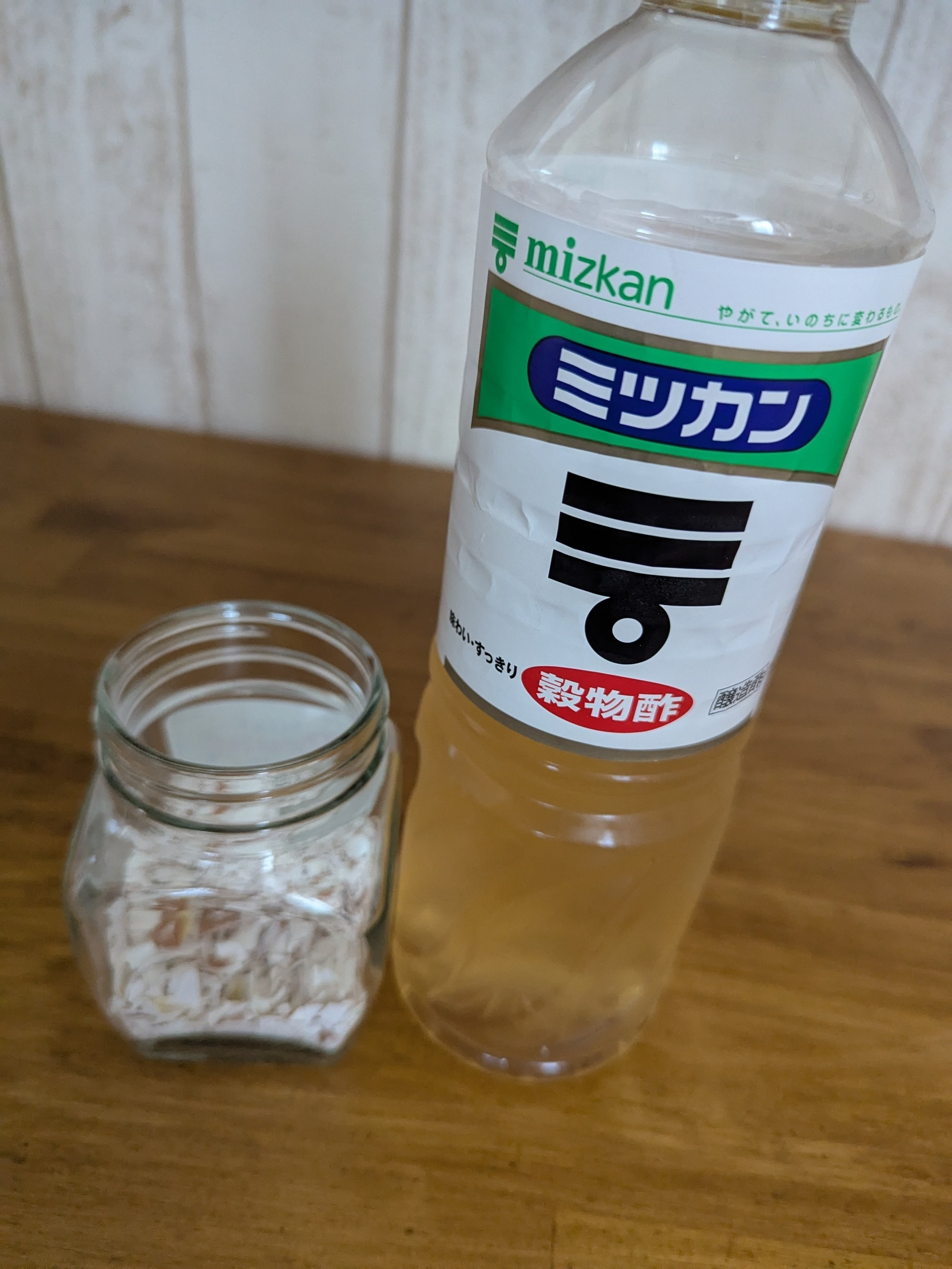 その他 卵の殻×お酢で虫除けを作る偉大なる果樹王国建設計画 おおげさ