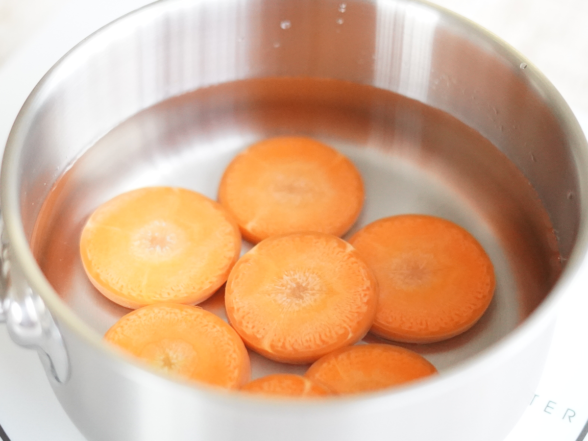 ニンジン 人参 にんじん ：選び方と保存や茹で方と料理：旬の野菜百科