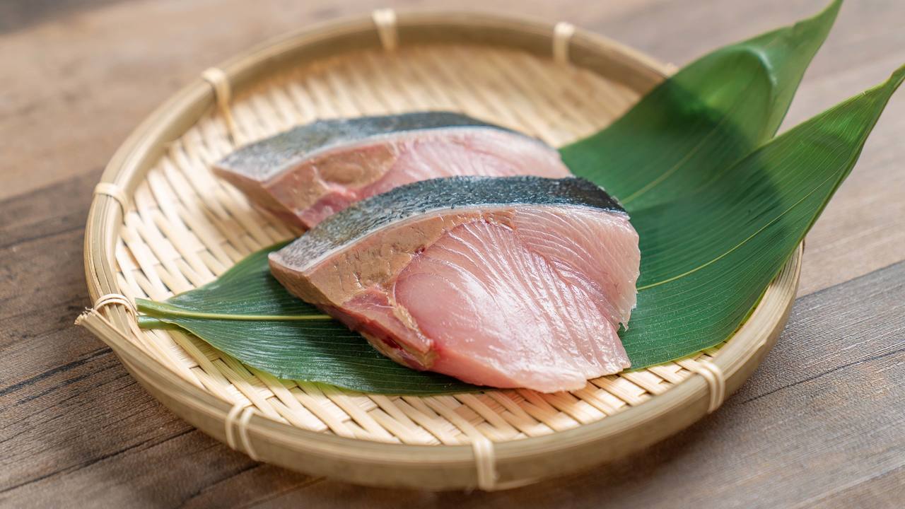 ぶりの冷凍、どうしてる？ 切り身・刺身・下味ありなしで詳細解説＆活用レシピをご紹介HugKum はぐくむ