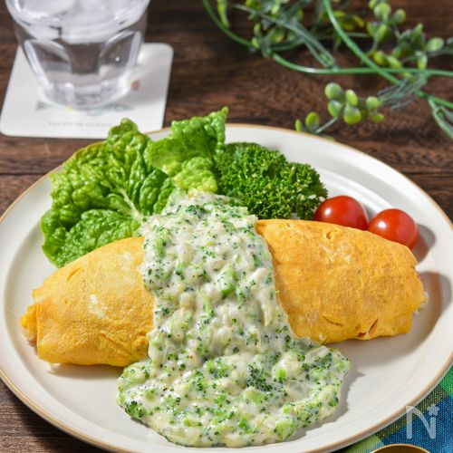 とろーり濃厚♪ チーズソースオムライス