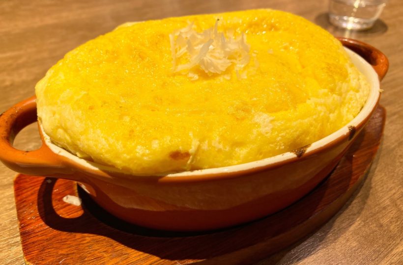 ふわふわオムレツチーズソースがけ 2人分