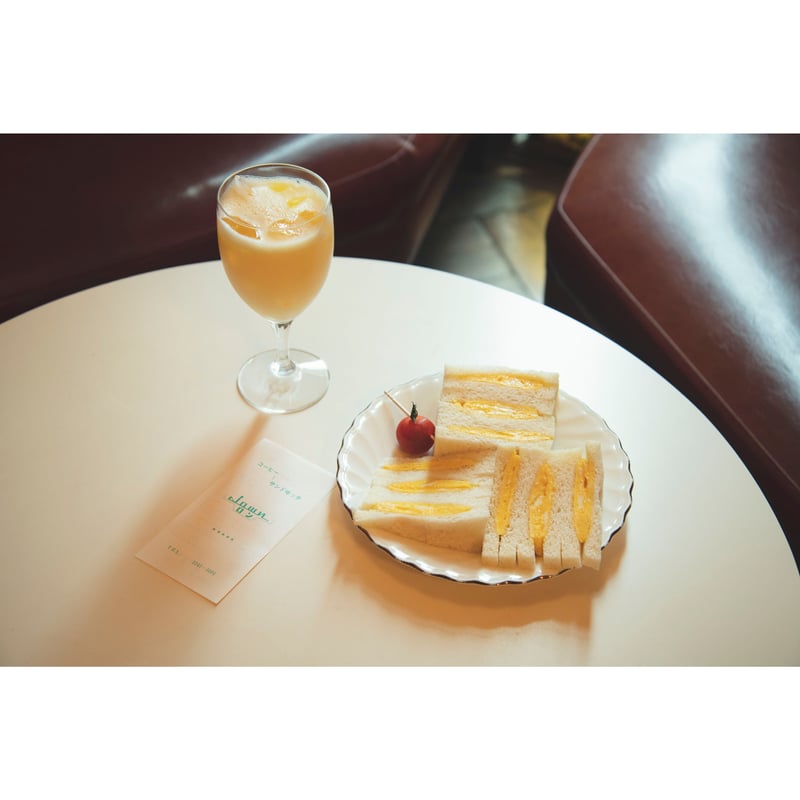 四谷の老舗純喫茶「コーヒー ロン」で味わうクリームソーダとジャムトースト朝日新聞デジタルマガジン＆ and