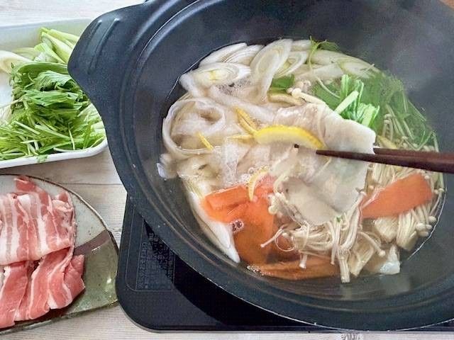 しゃぶしゃぶの命！基本の昆布だしの取り方とお手軽だし3選