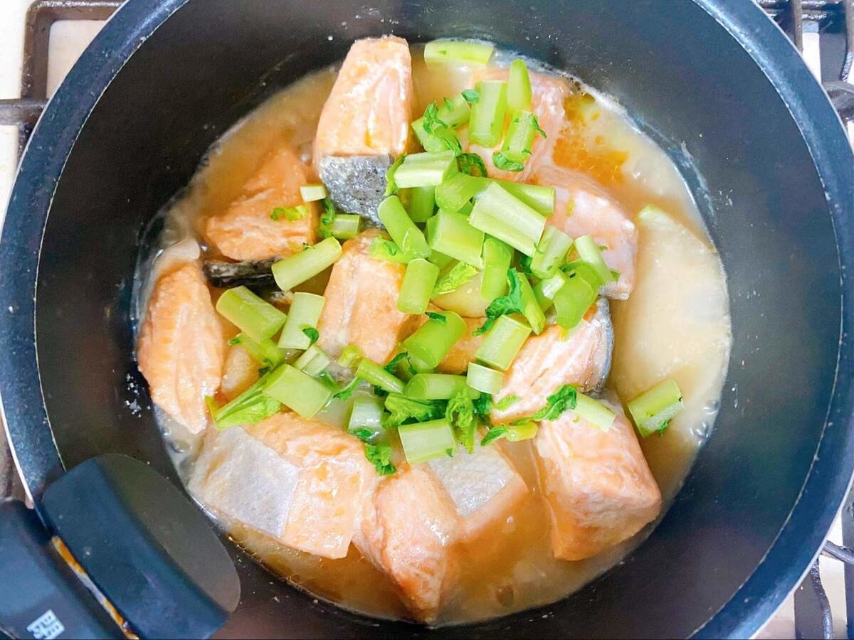 冬にぴったり！味しみしみの鮭大根レシピ