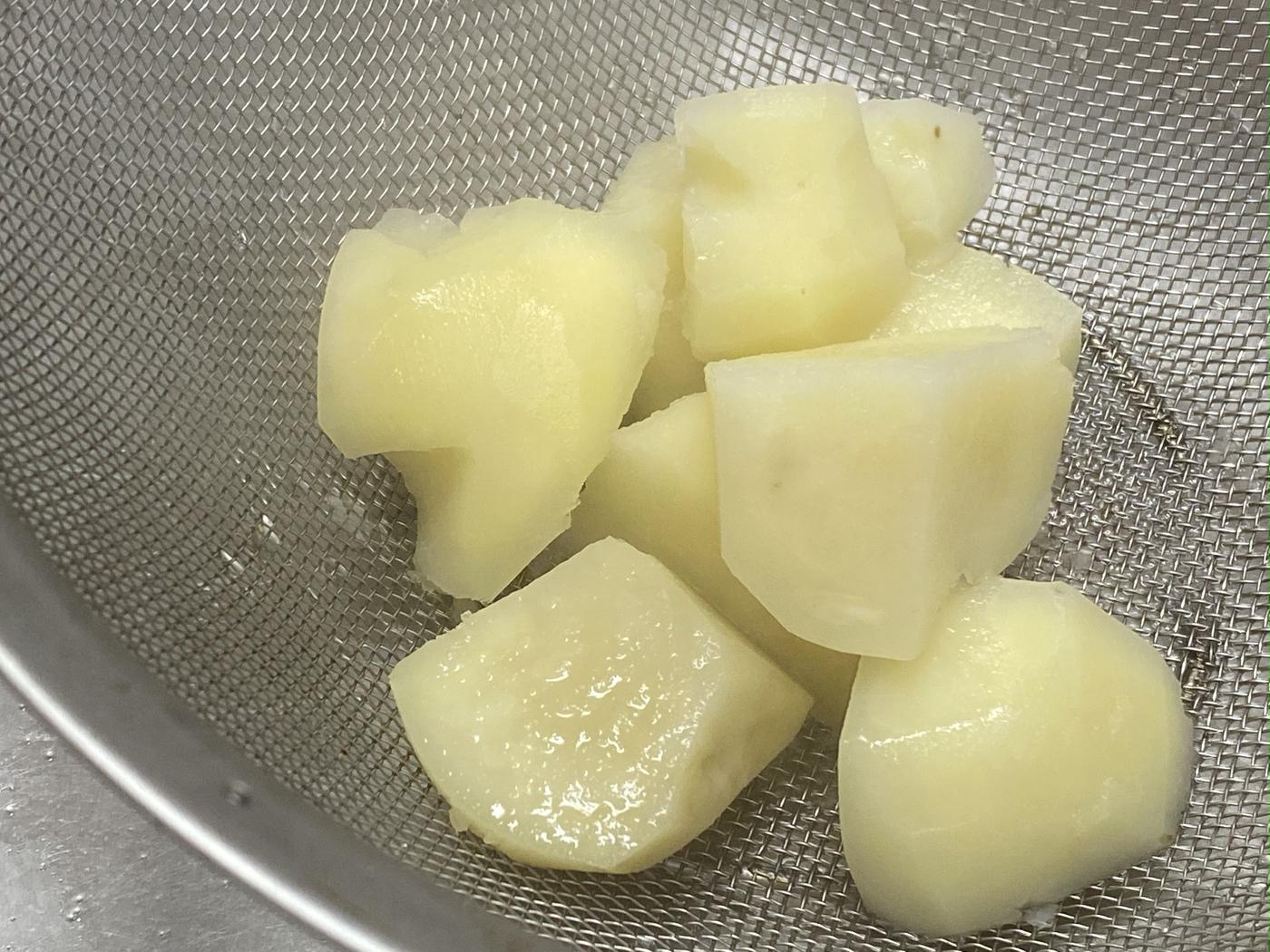 大豆とじゃがいものコロッケ ゆで大豆・大豆煮