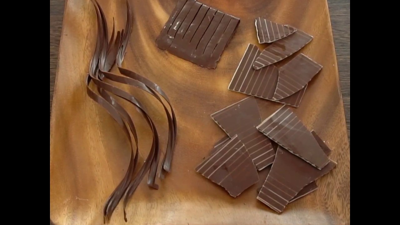 覚えておきたい!基本のチョコ細工 コームHow to Make Chocolate Crafts Using a Cake Combcotta-コッタ - YouTube