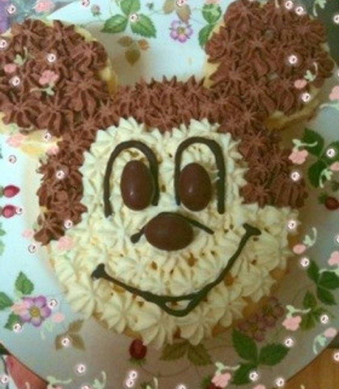 ヨーグルトケーキで♪ミッキーのバースデーケーキ