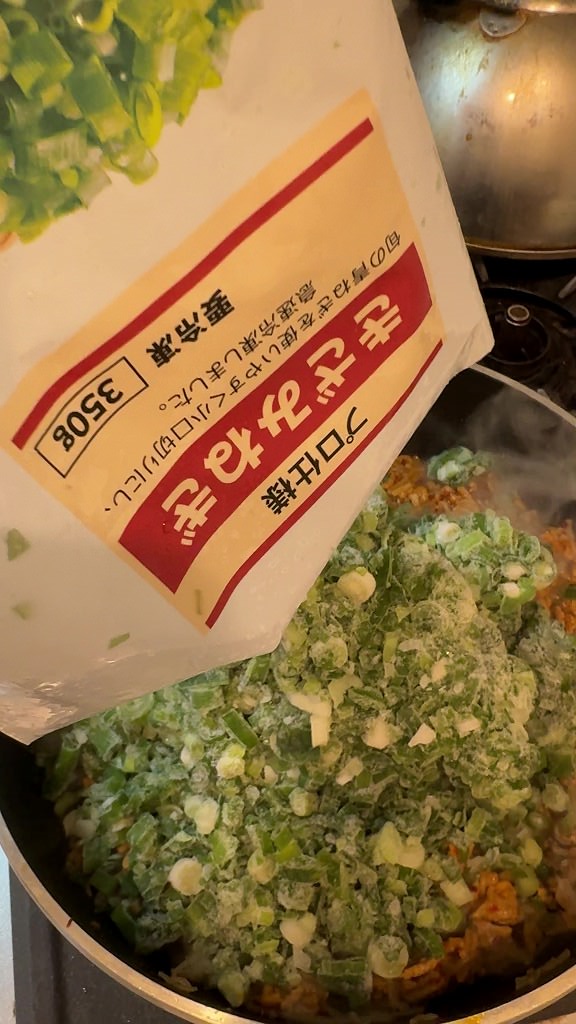 作り置きOK！ きのこと白滝のオイスター炒め