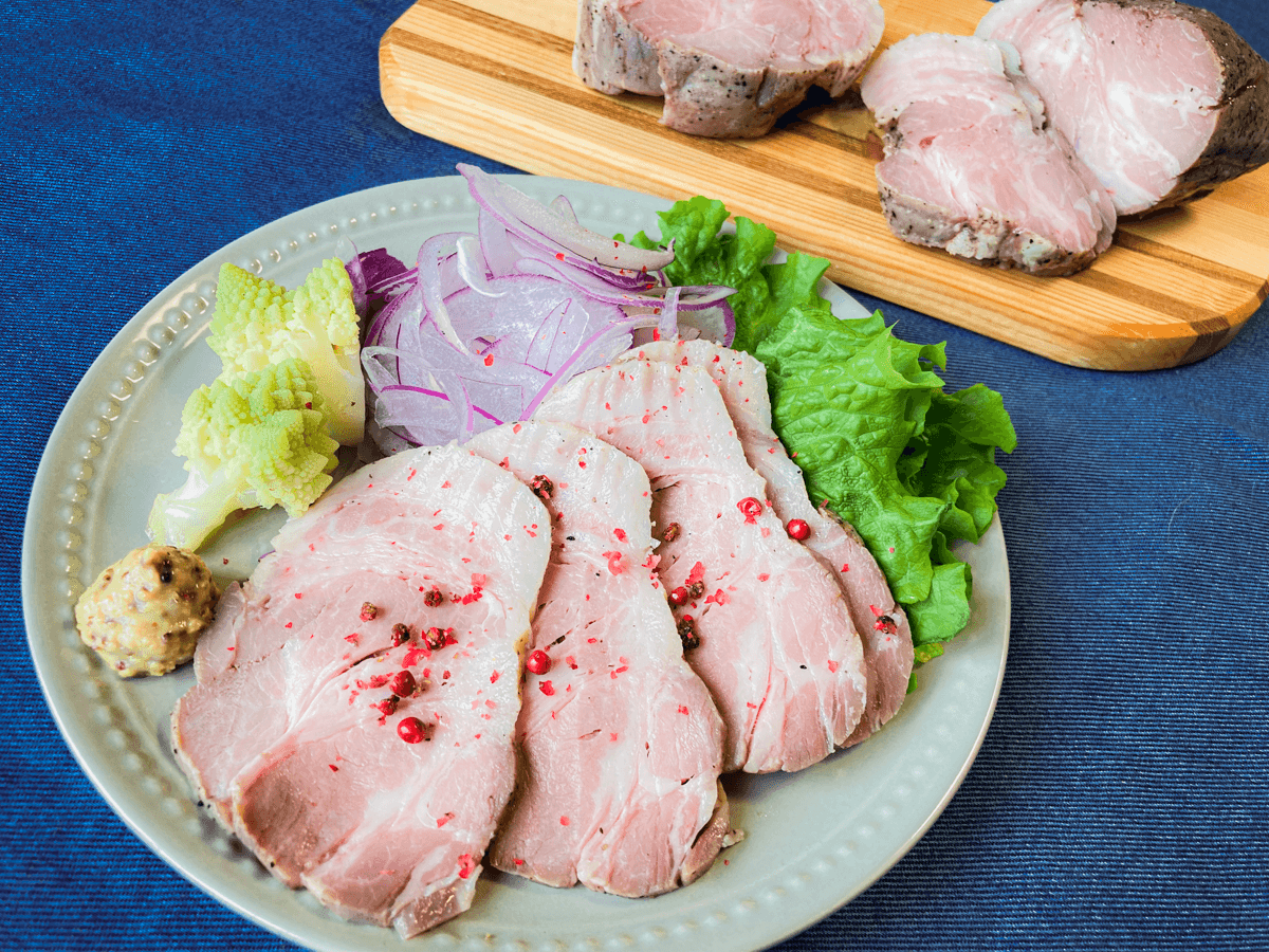 手作りロースハムのレシピ厚手の鋳物ホーロー鍋で作る