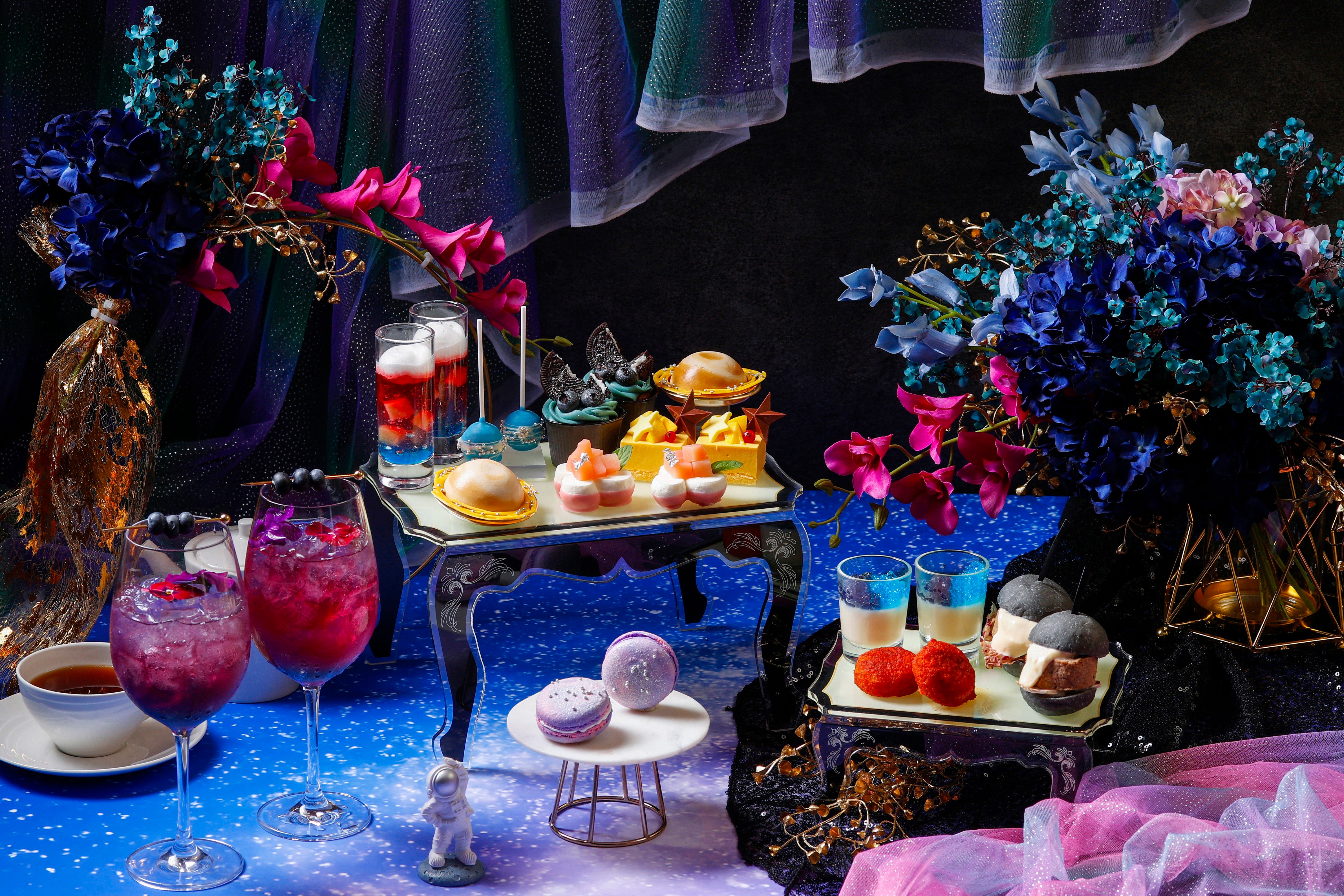 リーガロイヤルホテル東京“初夏のフルーツ”アフタヌーンティー、桃＆ライチのジュレなど - ファッションプレス