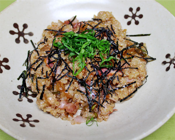 今日の夜ご飯→黒チャーハン醤油味👨‍🍳